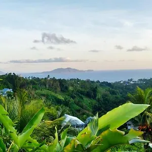 https://escale-caraibes.comcaribbean.com